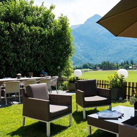 Alpesi faház Austria, Famous Areas Around Us, 15 Min To Salzburg City, Direct Mountain View, Up To 10 People *