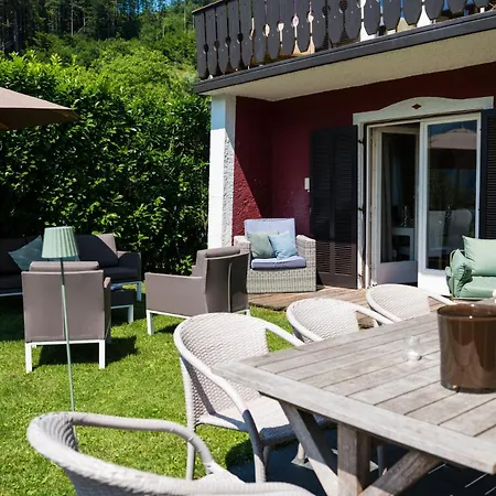 Austria, Famous Areas Around Us, 15 Min To Salzburg City, Direct Mountain View, Up To 10 People