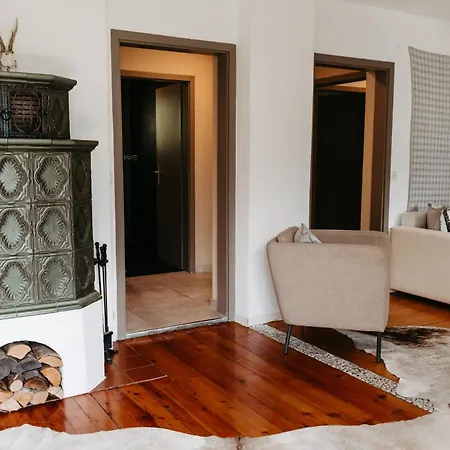 Hunter's Chalet: Mountain View Retreat With Garden & Free Amenities * Golling an der Salzach