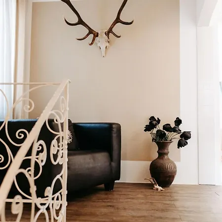 Hunter's Chalet: Mountain View Retreat With Garden & Free Amenities Golling an der Salzach