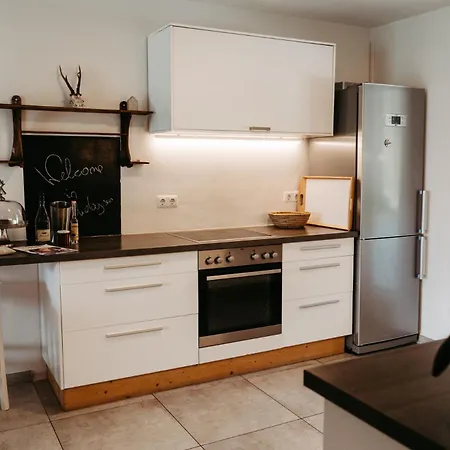 Austria, Famous Areas Around Us, 15 Min To Salzburg City, Direct Mountain View, Up To 10 People *