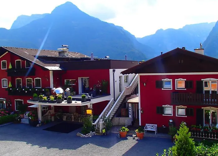 Horská chata Hunter's Chalet: Mountain View Retreat With Garden & Free Amenities Golling an der Salzach